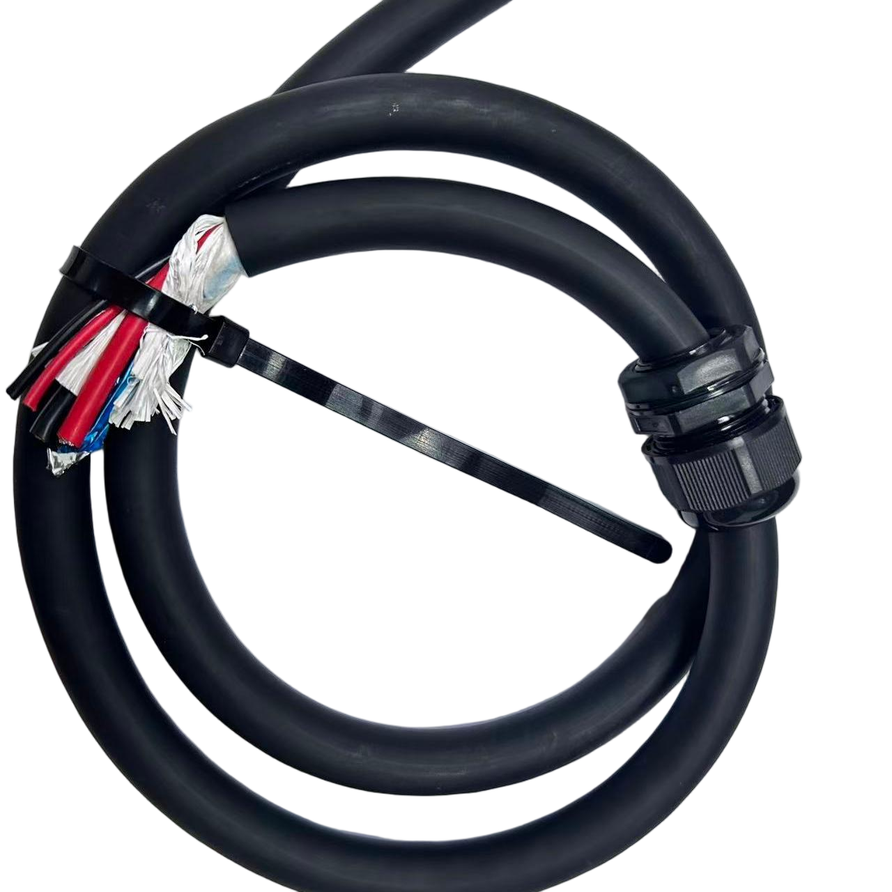 Anpassbares, umspritztes ISOBUS-Buchsenkabel