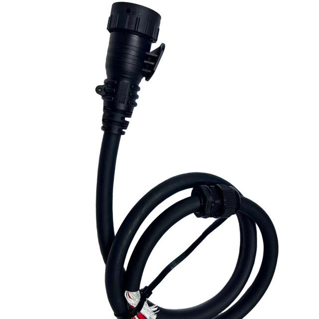Anpassbares, umspritztes ISOBUS-Buchsenkabel