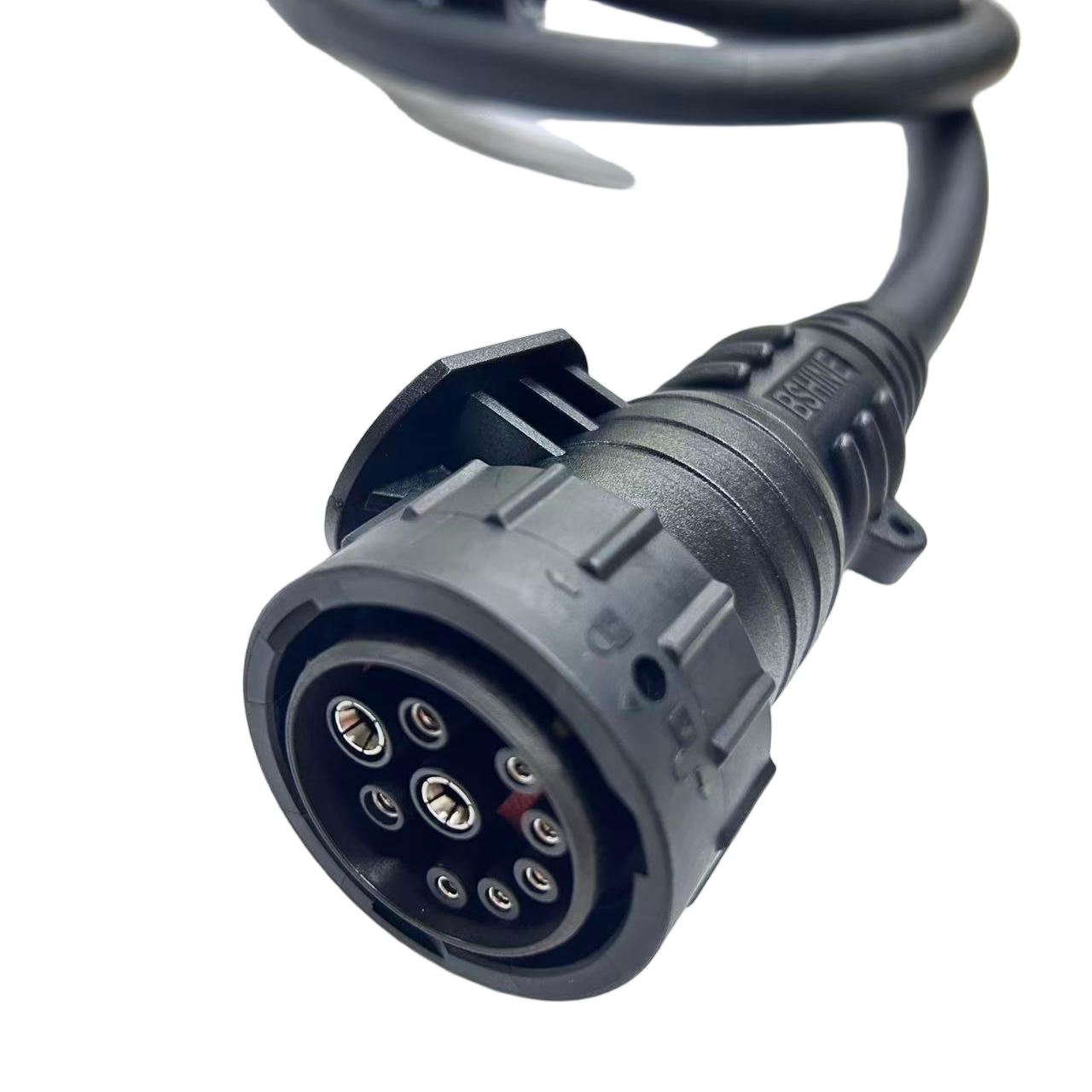 Anpassbares, umspritztes ISOBUS-Buchsenkabel